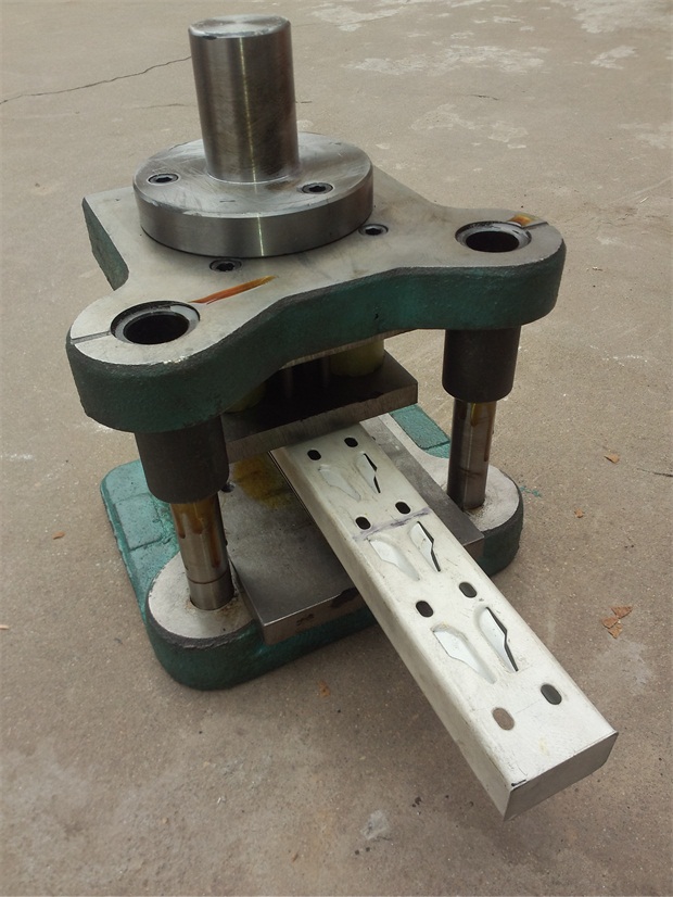 丽水冲孔模具价格