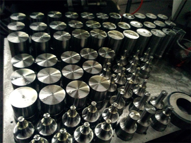 The main factors affecting the price of punching machine are