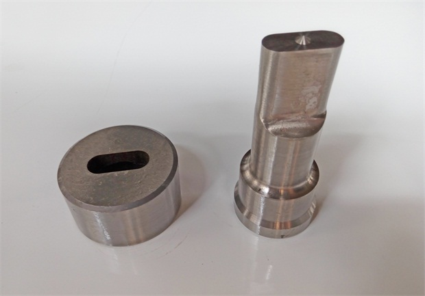 Waist hole punch price